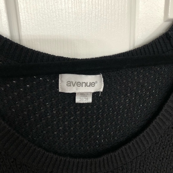 Avenue Netted Sheer Sleeveless Long Sweater - Picture 5 of 6